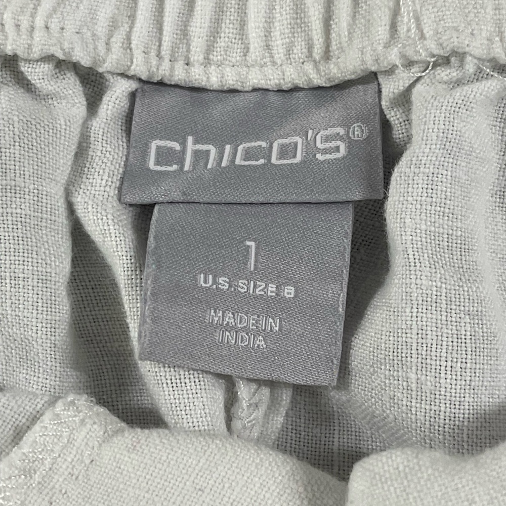 Chico's Women's White Cropped Pants Size 1 Eyelet Trim bottom Elastic Waist - Picture 7 of 8